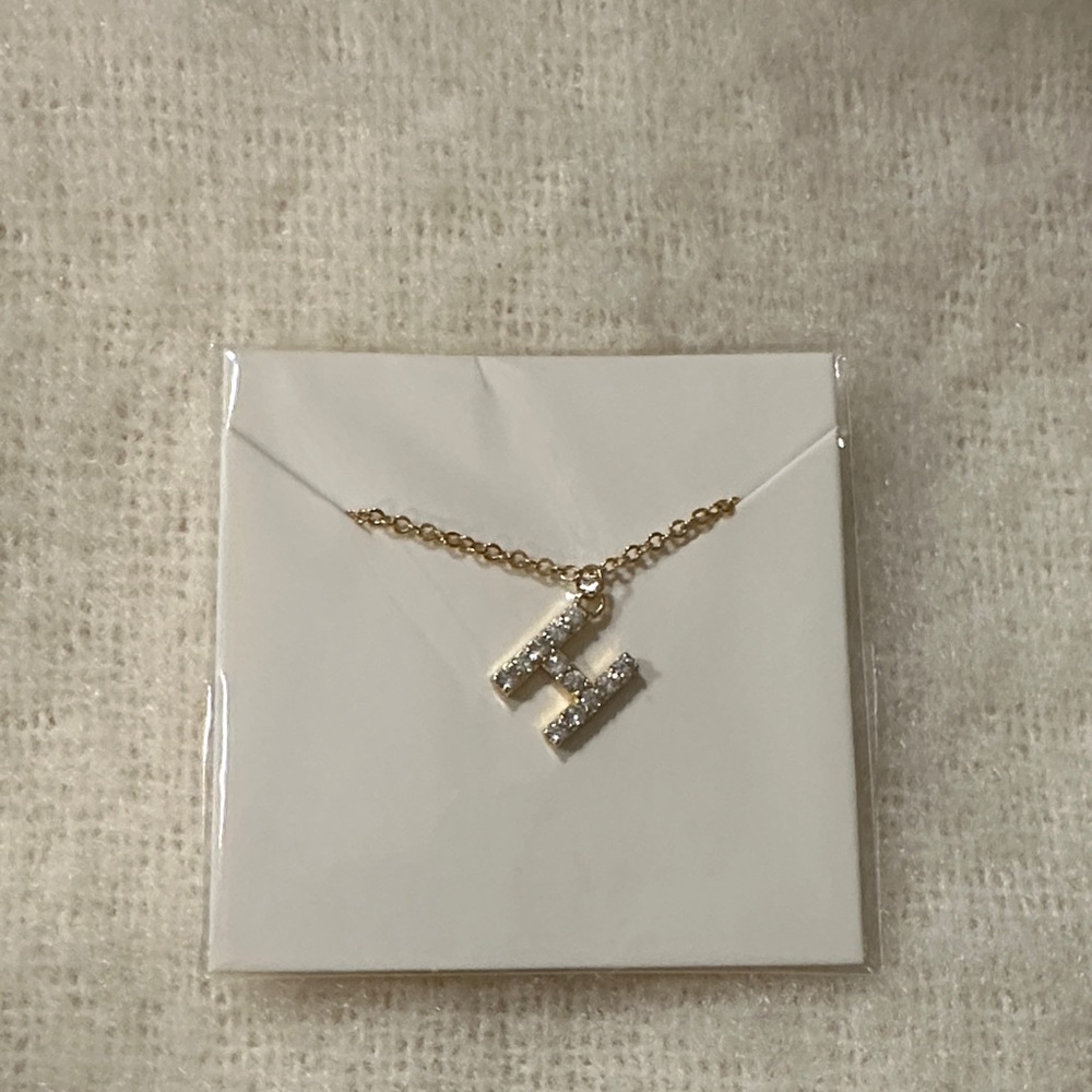 Elegant Gold Initial Necklace H
